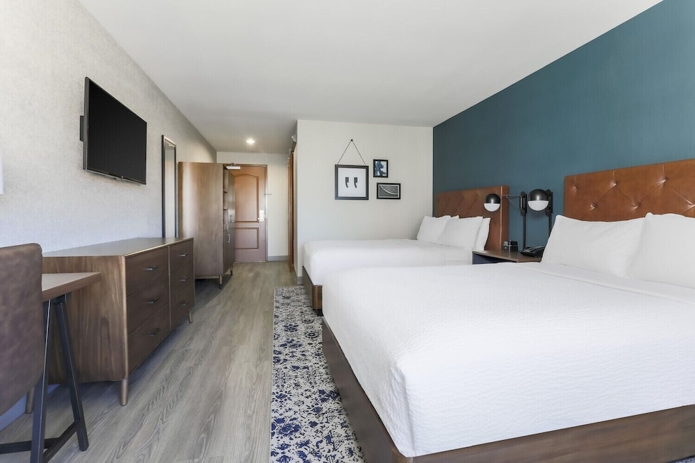 Four Points by Sheraton Ontario Rancho Cucamonga - photo 11