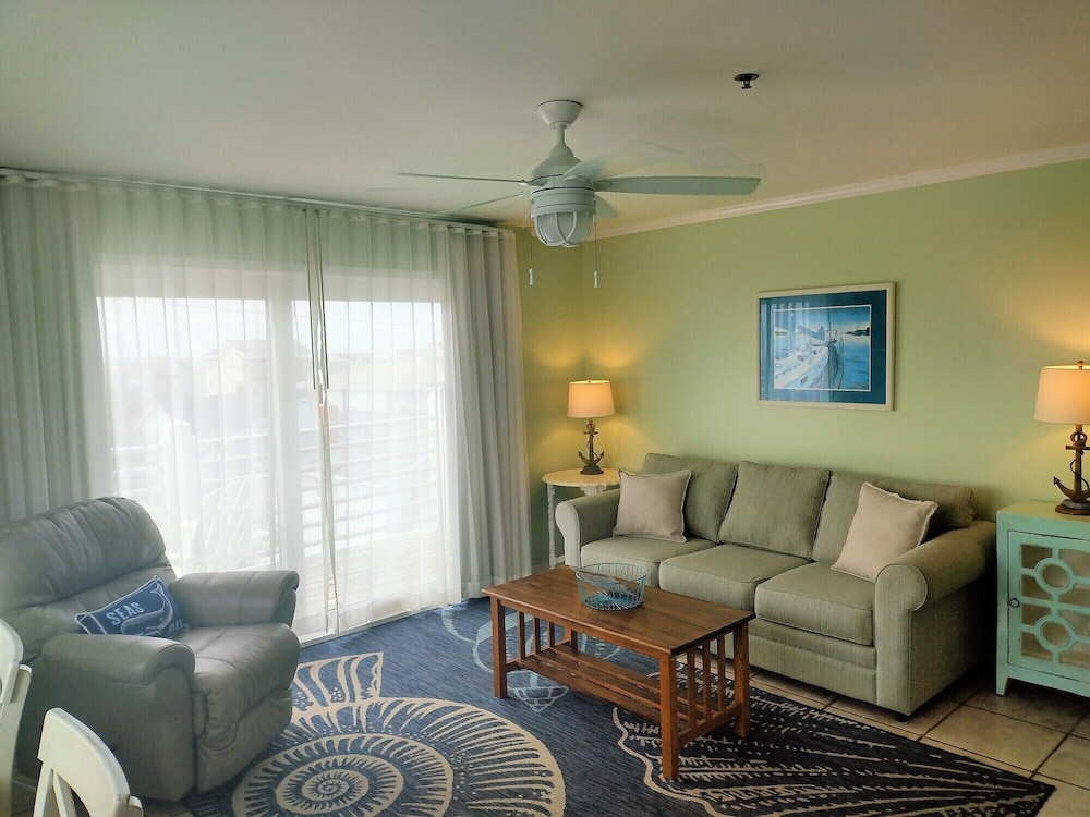 Sandpeddler Inn & Suites - photo 75