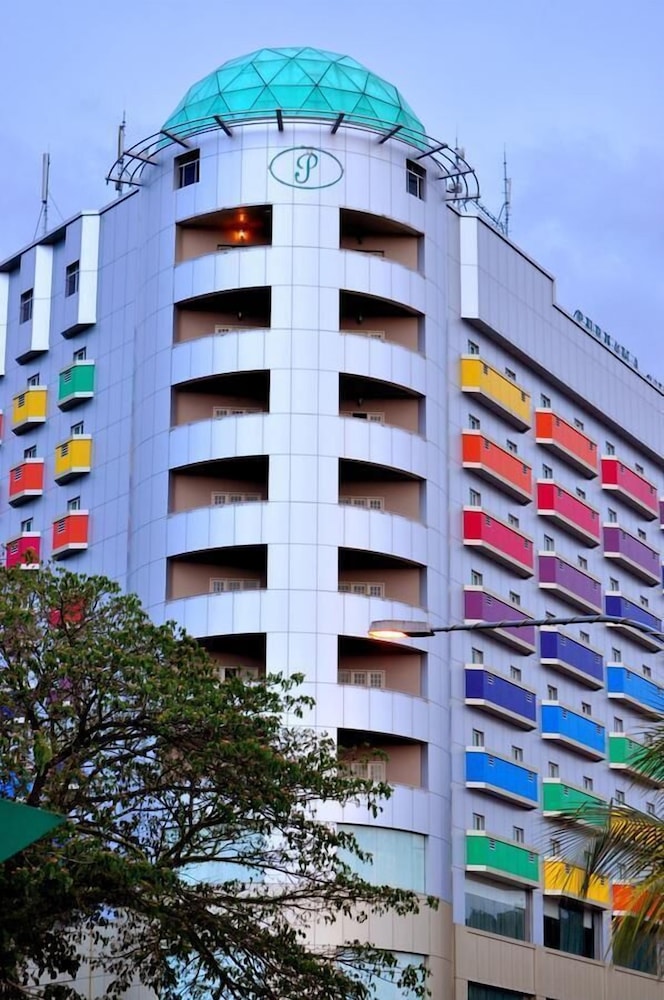 Purnama Hotel — hotel in Limbang
