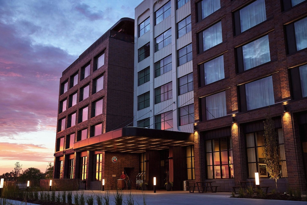The Scarlet Lincoln a Tribute Portfolio Hotel - photo 57