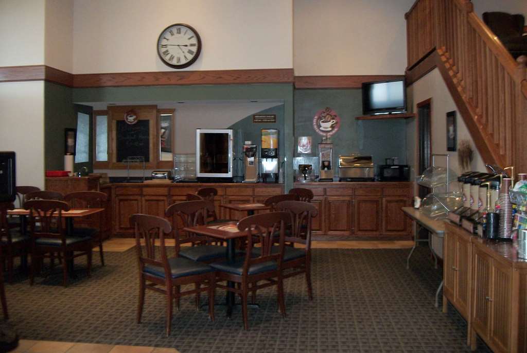 AmericInn by Wyndham Beulah - photo 27