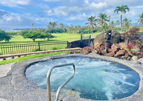 Ocean View 1BR Condo on Black Sands Beach Pool Hot Tub — 4-Star Luxury Hotel in Pahala, United States