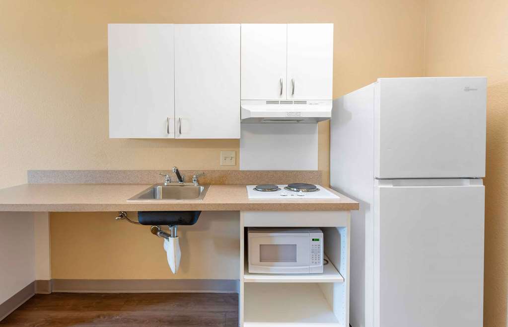Extended Stay America Suites Dublin Hacienda Dr - photo 27