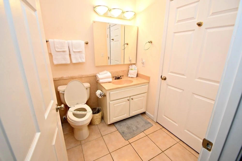 Spinnaker Pointe 1B by RedAwning - photo 12