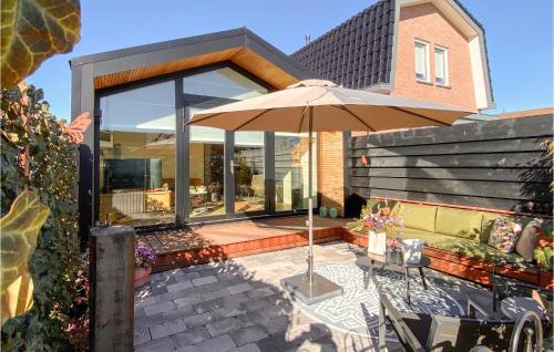Stunning House In Spakenburg — 5-Star Luxury Hotel in Spakenburg, Netherlands