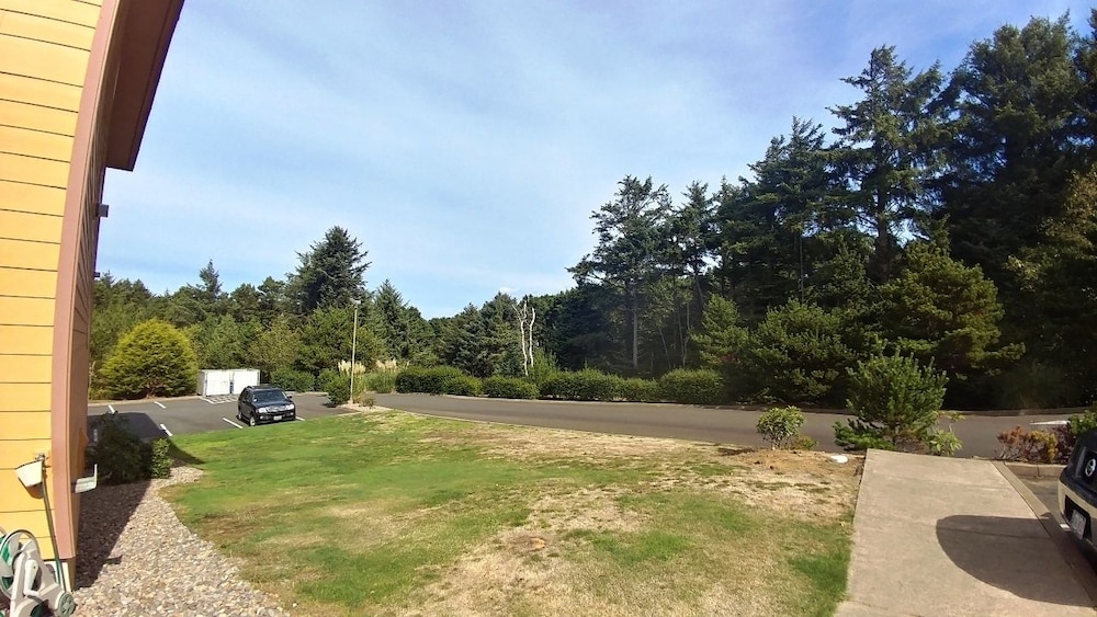 Palace Inn Suites Lincoln City - photo 27
