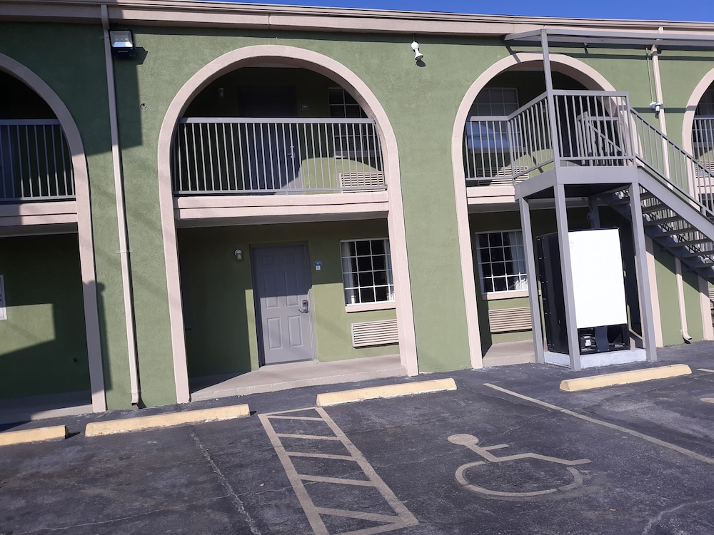 Sienna Inn Channelview TX - photo 17
