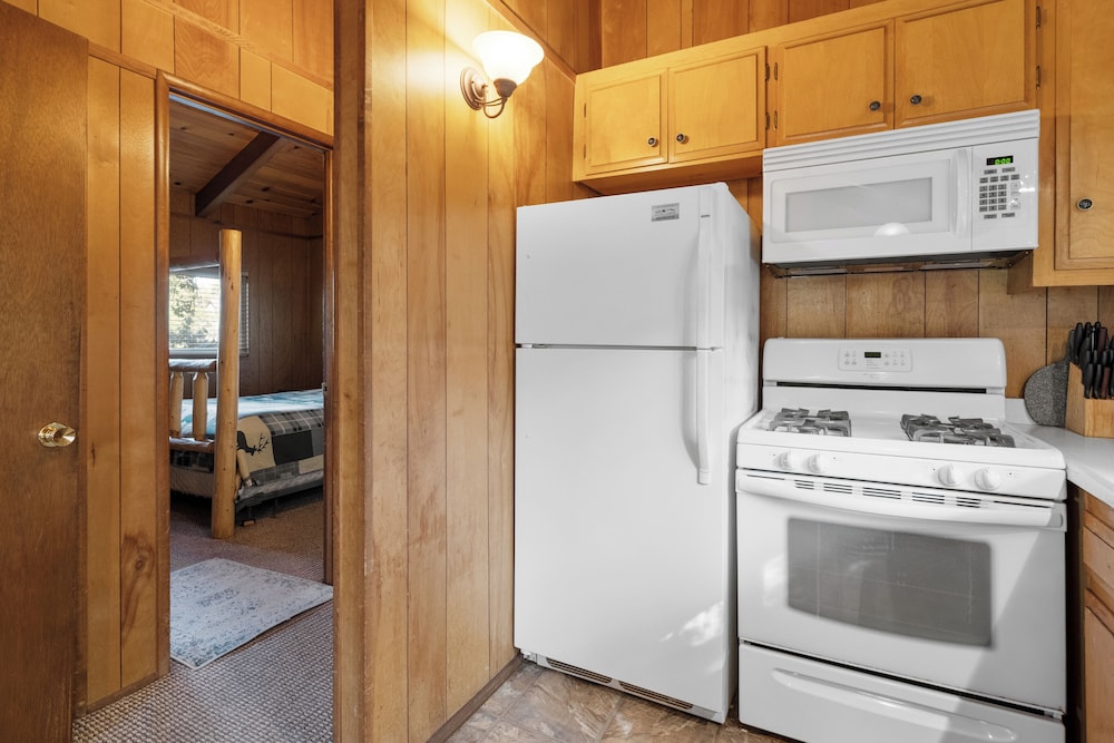 Rest N Relax Inn - photo 9