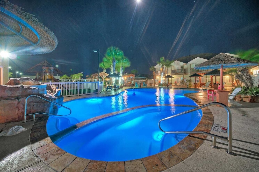 Shared Resort style Pool Playground Patio w Bar Tidal Times by Avantstay - photo 31