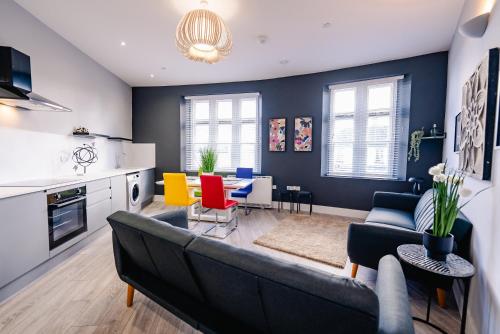 Modern Spacious 2 Bed & High Ceiling — 4-Star Luxury Hotel in Cardiff, United Kingdom