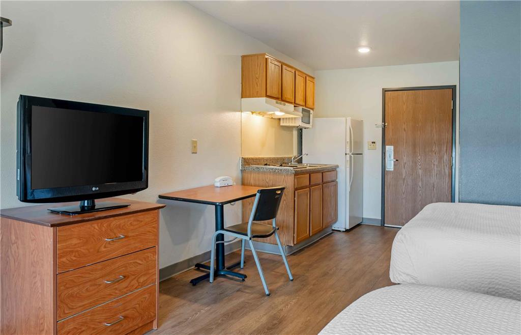Extended Stay America Select Suites Indianapolis Lawrence - photo 17