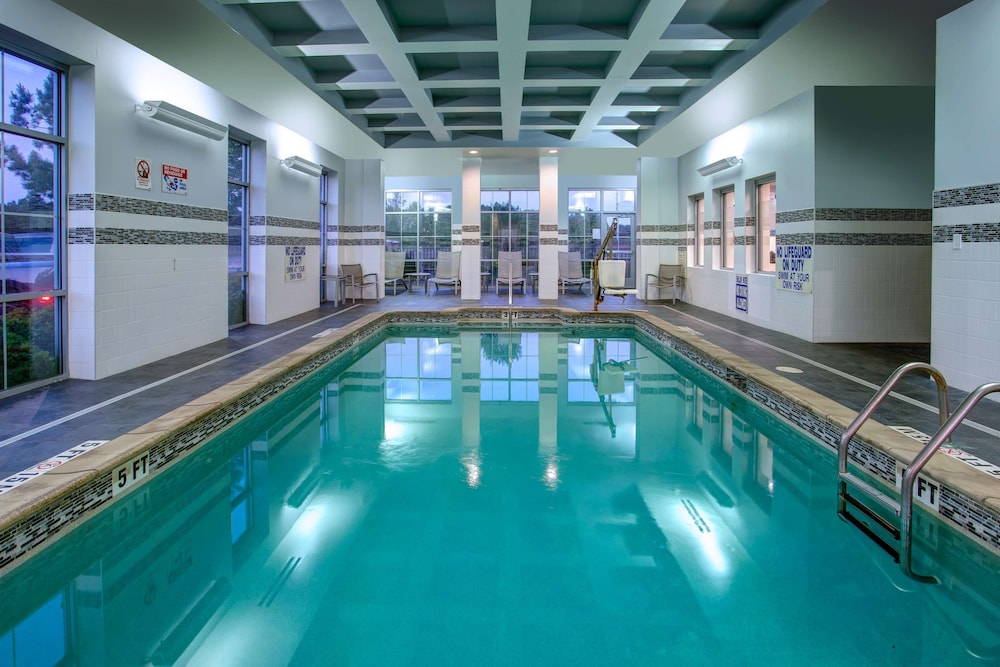 Hampton Inn & Suites Columbia Southeast Ft. Jackson - photo 25