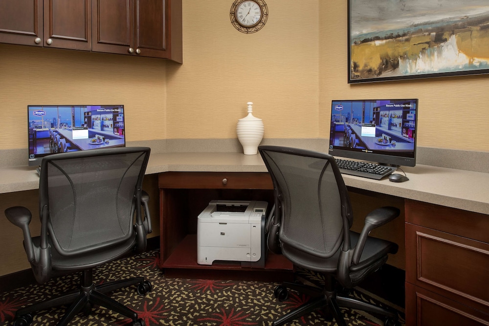 Hampton Inn & Suites Lakeland South Polk Parkway - photo 34