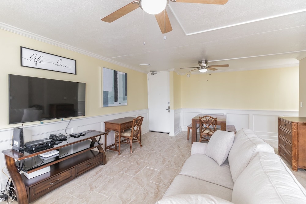 Tower 1 Suite 2214 Kp Condo - photo 14