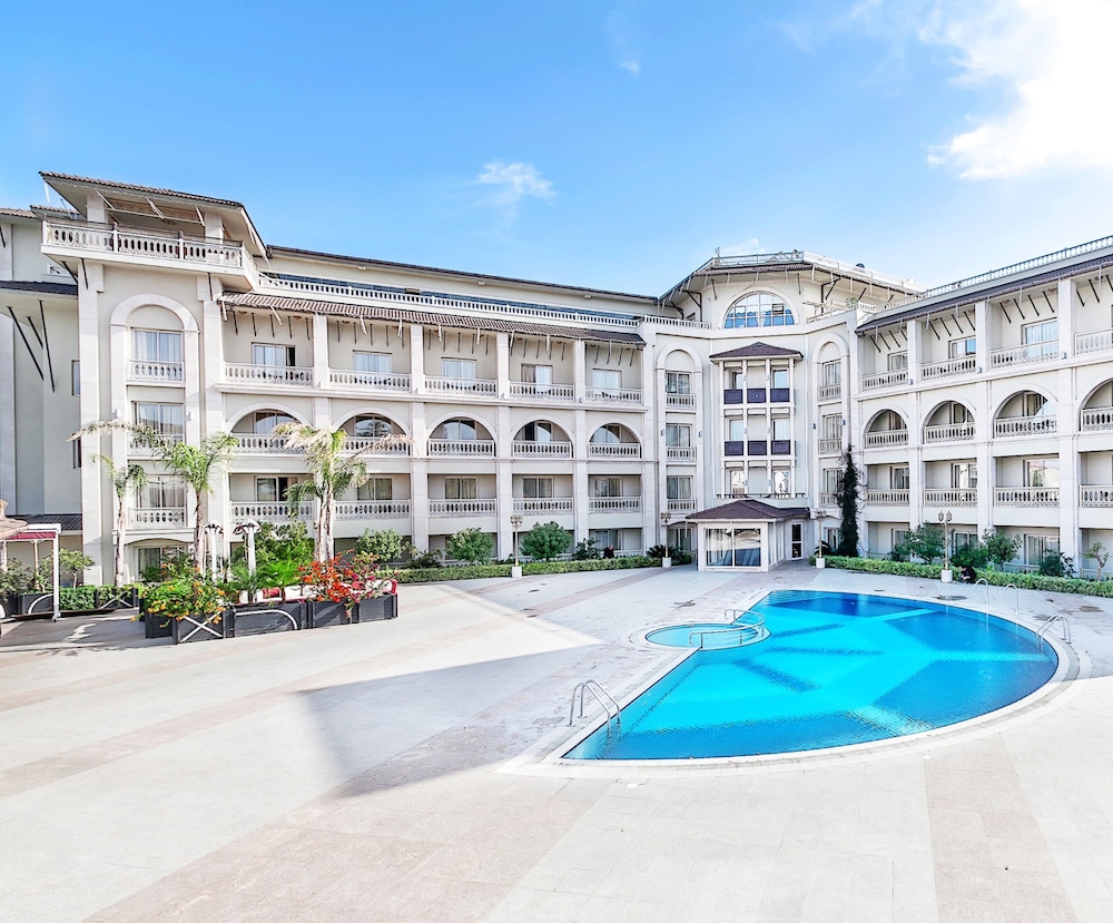 Savoy Hotel — Kyrenia