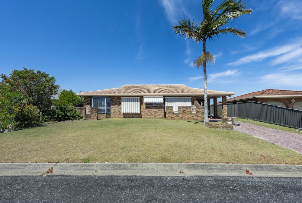 Family Tides — Yamba