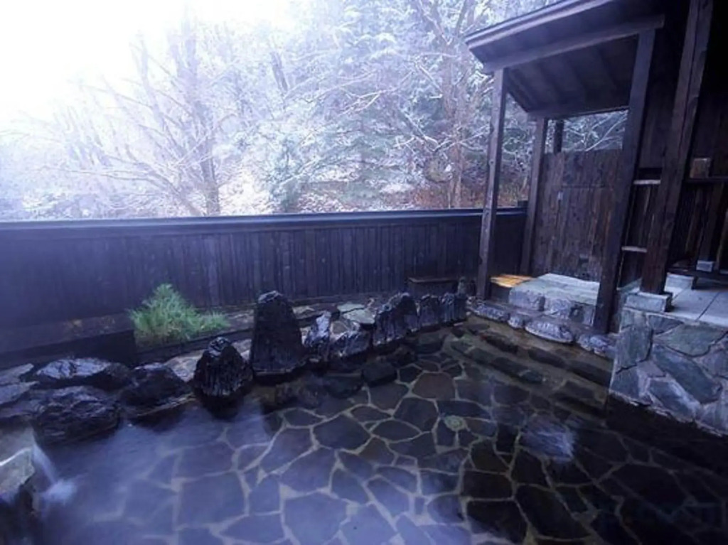 Oyasukyo Onsen Yunoyado Motoyukurabu in Yuzawa, Japan