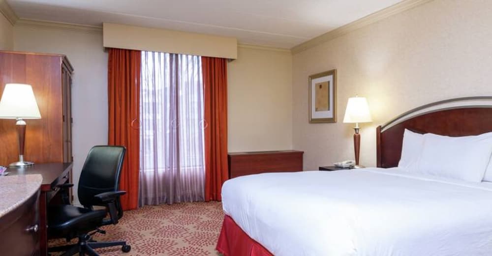 DoubleTree by Hilton Hotel Grand Rapids Airport - photo 36