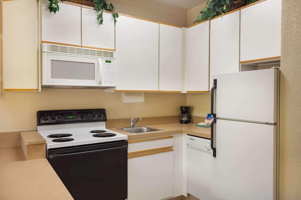 Baymont by Wyndham Wichita East - photo 18