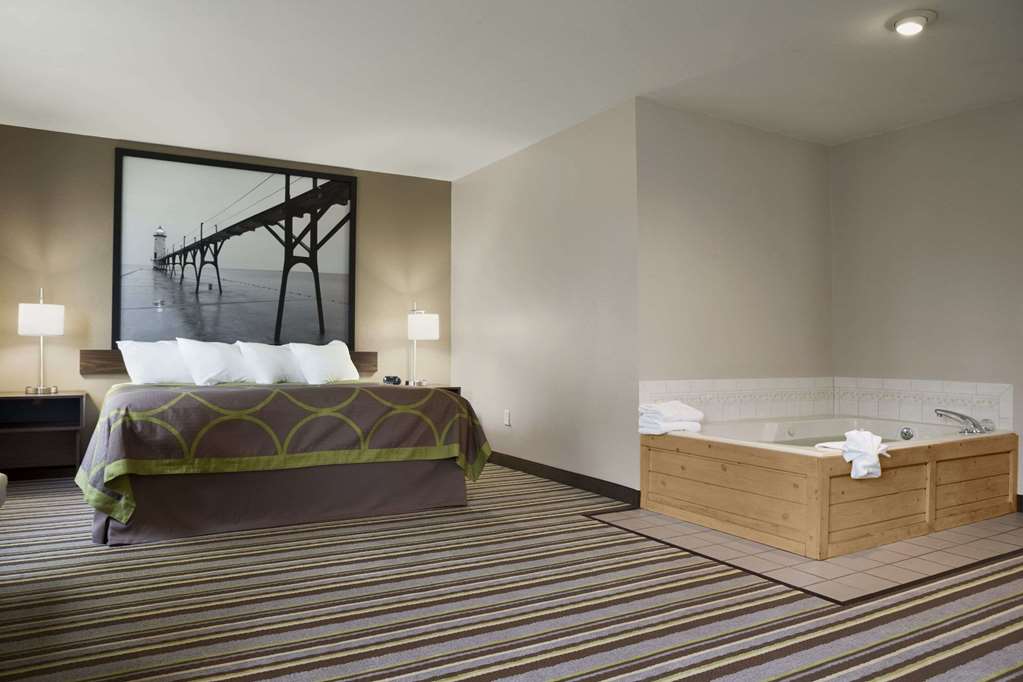 Super 8 by Wyndham Manistee - photo 13