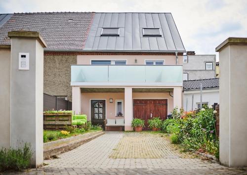 Bei Meyers im Leipziger Neuseenland — hotel in Boehlen