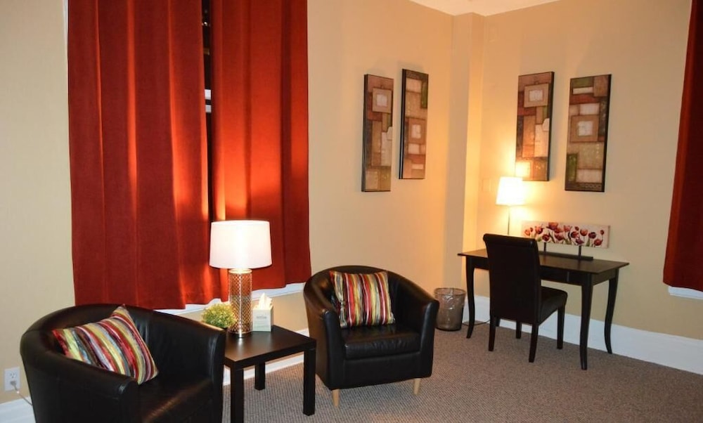 SF Plaza Hotel - photo 24