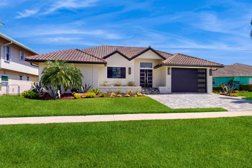 Tropical Treasure Retreat in Marco Island, United States