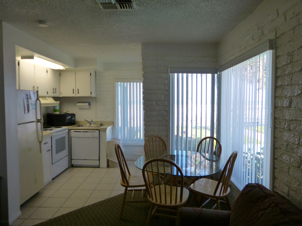 Beach Island Resort - photo 13