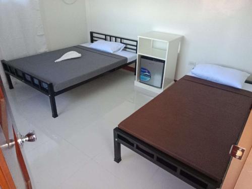 Ubay Affordable Room - carbon neutral hotel in Ubay