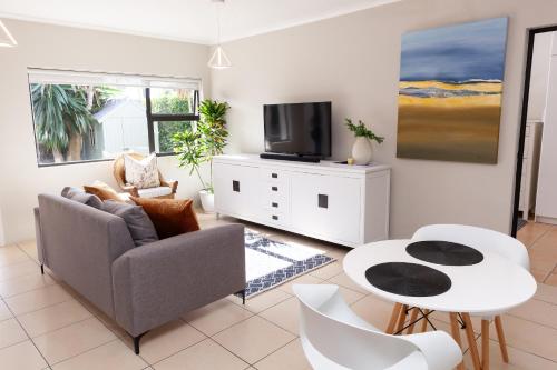 Belle Rose Place