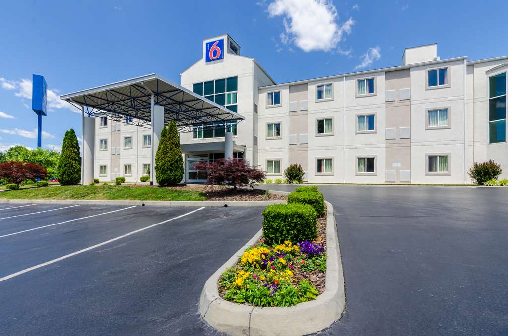 Motel 6 Bristol VA - featured photo
