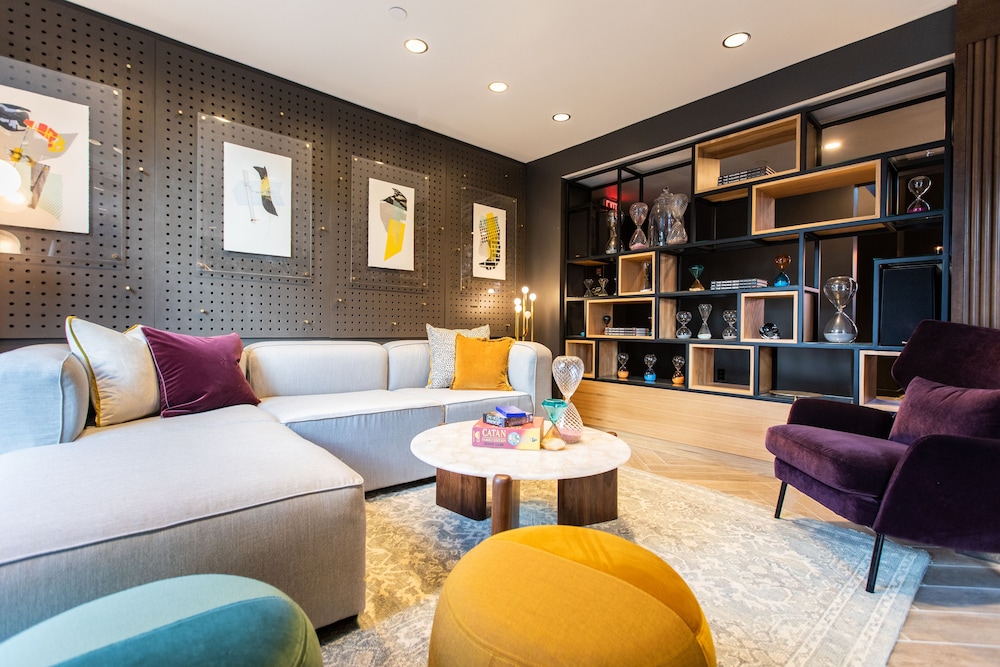 voco The Darwin Atlanta Midtown by IHG - photo 4