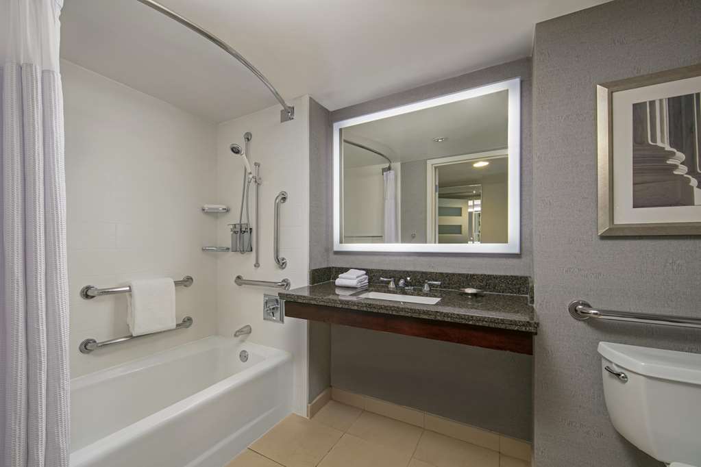 Sonesta Charlotte Lower South End - photo 19