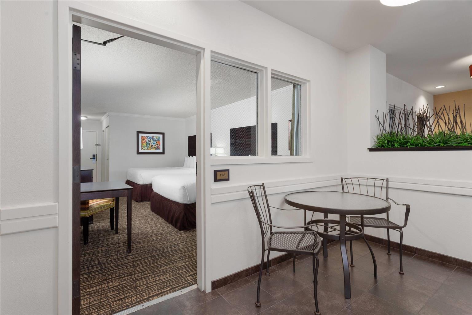 Wyndham Minneapolis South Burnsville - photo 18