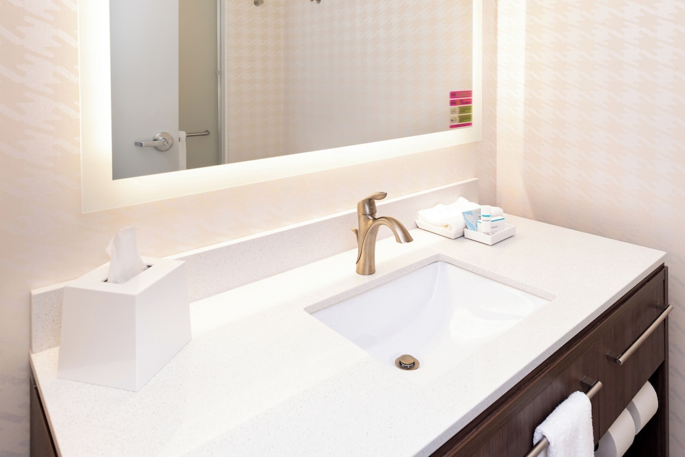 Home2 Suites by Hilton Columbia Downtown - photo 12