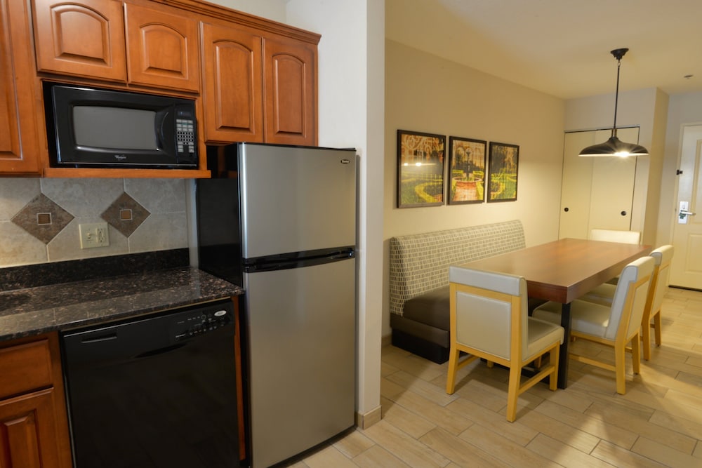 Holiday Inn Hotel & Suites Minneapolis Lakeville by IHG - photo 19