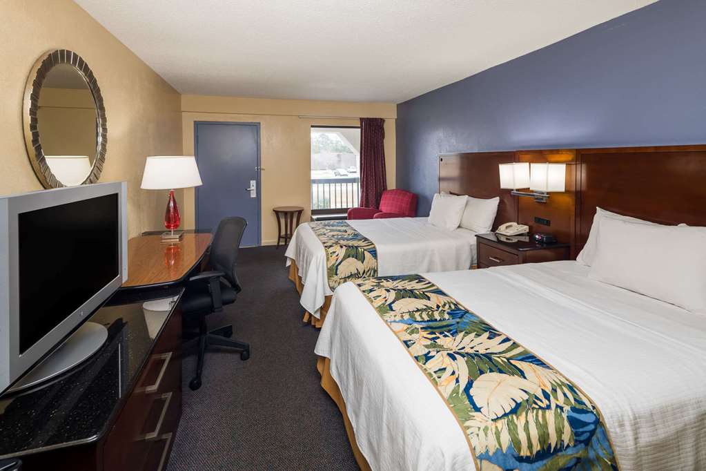 Days Inn by Wyndham Walterboro - photo 12