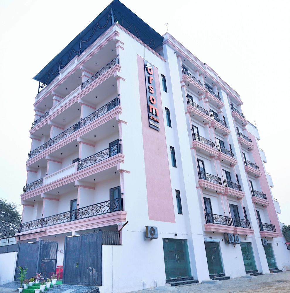 Orsom Stays Sassy Sector 53 in Gurgaon, India