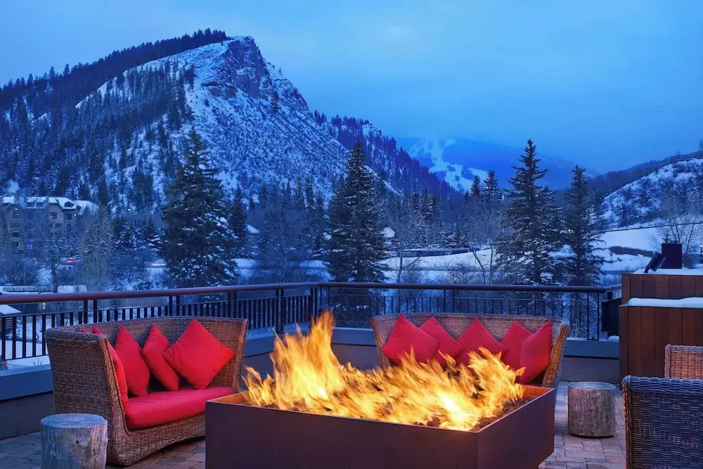 Beaver Creek Solace by AvantStay Studio w Resort Pool Hot Tub Premier Avon Location - photo 41