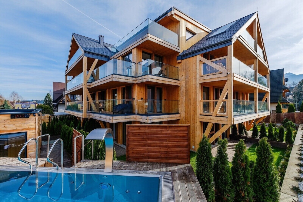 Apartament Relaks — 4-Star Luxury Hotel in Zakopane, Poland