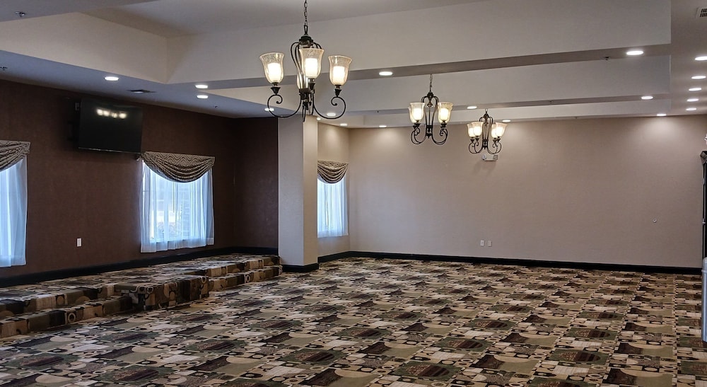 Red Roof Inn & Suites Longview - photo 24