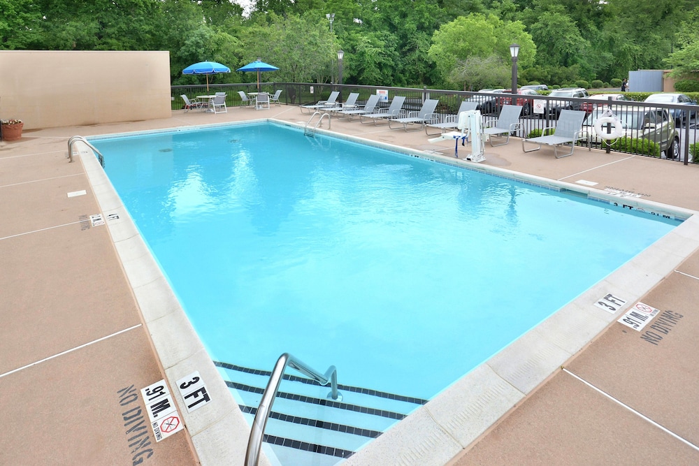 Holiday Inn Express Raleigh Durham Airport by IHG - photo 19