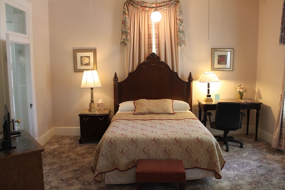 The Hotel Limpia - photo 37