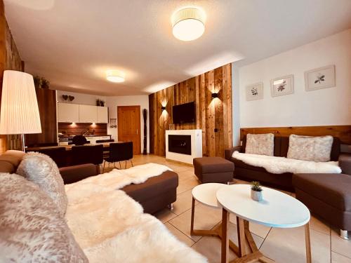 Sonn Alm Chalet Apartments — 4-Star Luxury Hotel in Bichlbach, Austria
