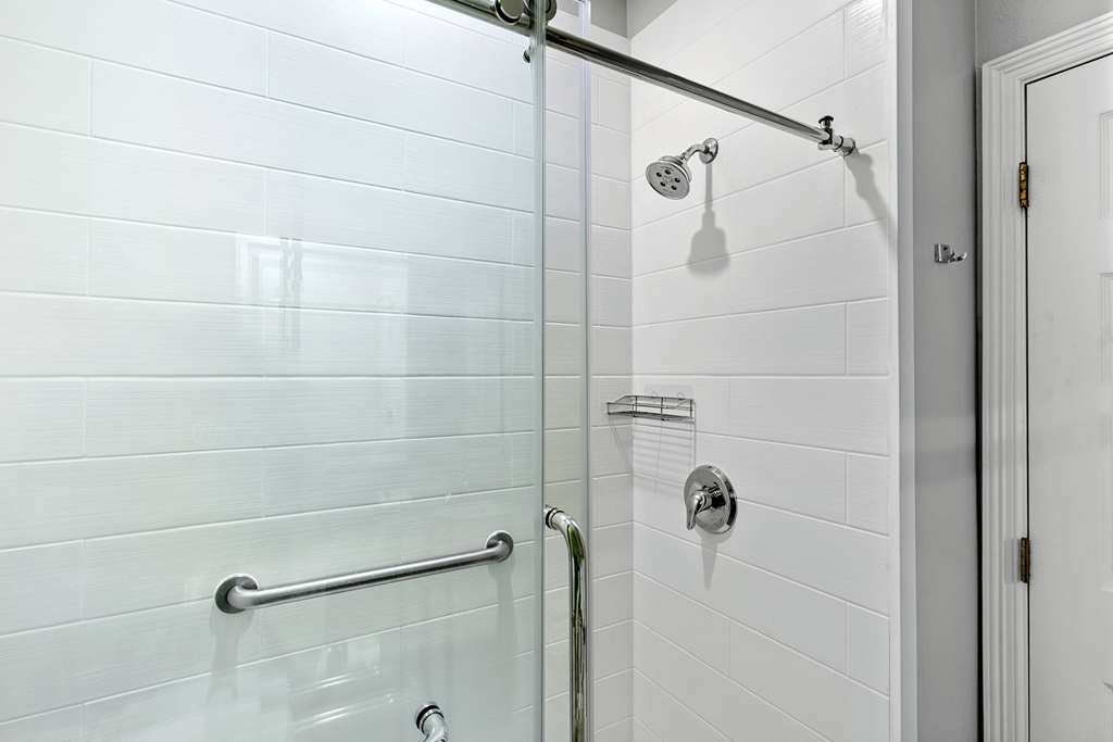 La Quinta Inn & Suites by Wyndham Raymondville - photo 106