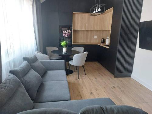 Apartament z dużym tarasem bezpłatny parking AWG APARTMENTS — 4-Star Luxury Hotel in Krakow, Poland