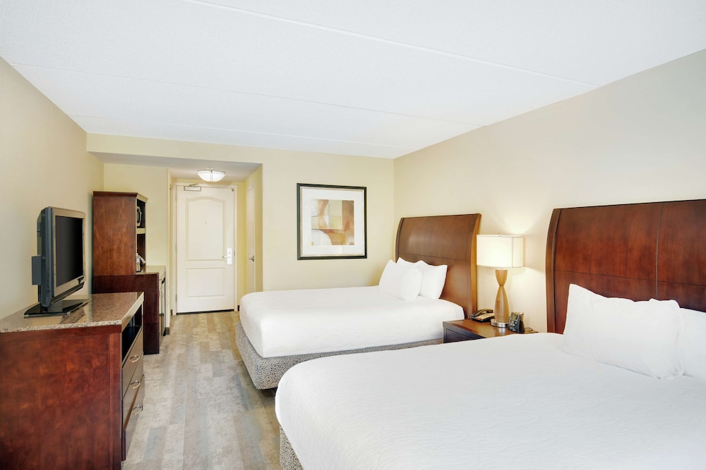 Hilton Garden Inn Richmond Airport - photo 10