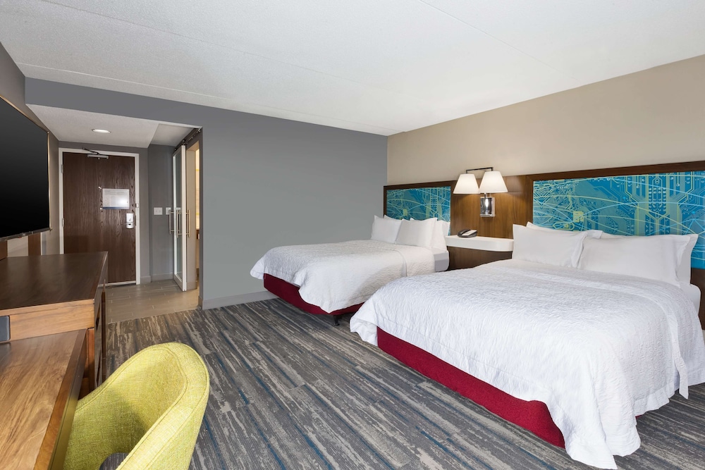 Hampton Inn Traverse City - photo 7