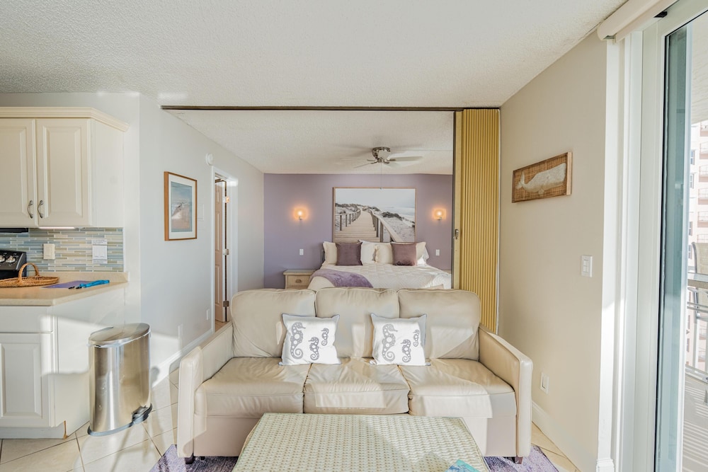 Estero Beach & Tennis 605 c - photo 2