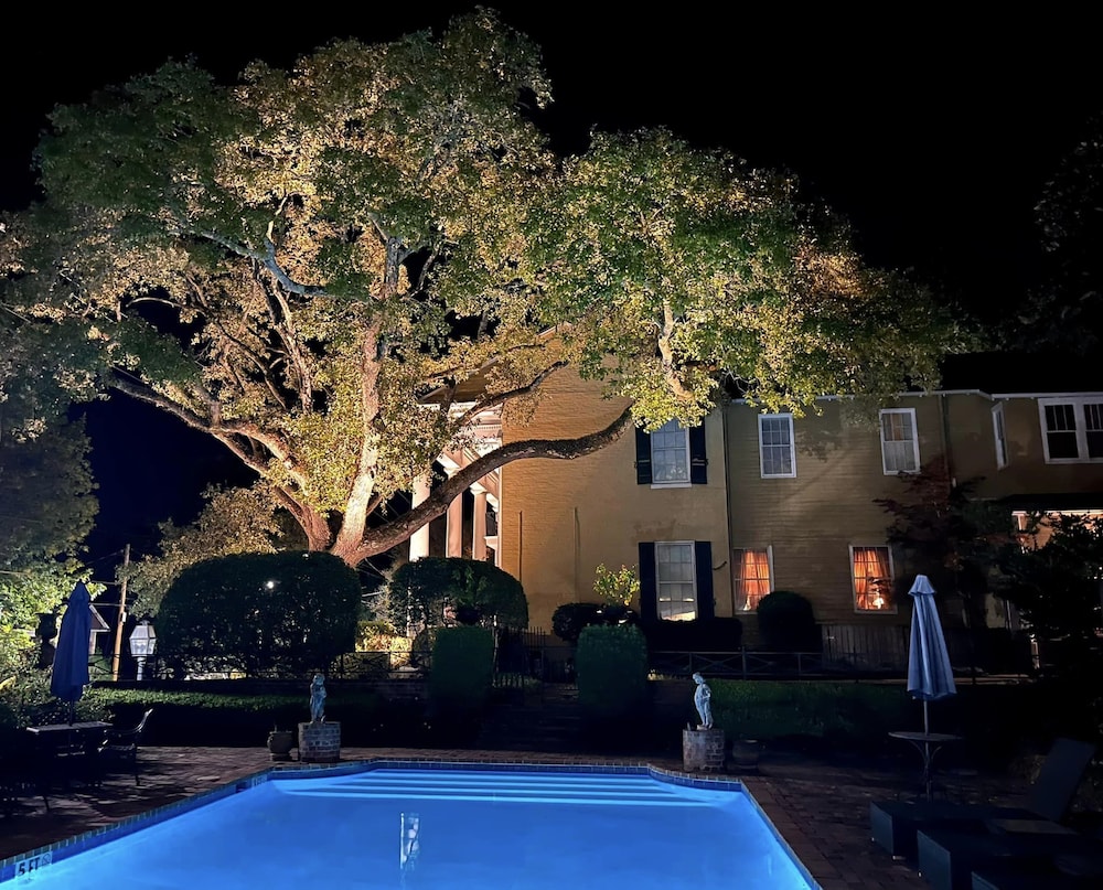 Anchuca Historic Mansion & Inn - photo 117